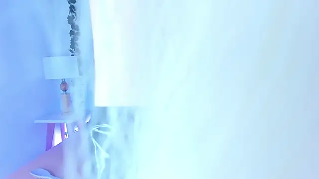 Snapshot of SophieHill_gh chatting on 01.28.25 SophieHill gh online show from 01.28.25