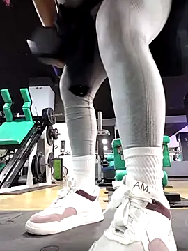 Snapshot of EmaGw chatting on 02.13.26 EmaGw online show from 02.13.26