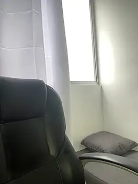 dakota le online show from 04.16.26