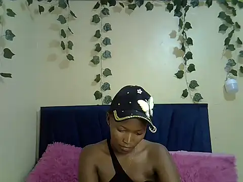 Snapshot of Seexy_nita chatting on 01.08.25 Seexy nita online show from 01.08.25