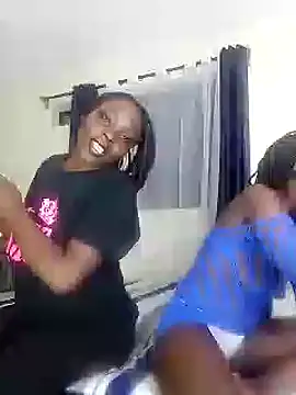 island girls22 online show from 12.20.24