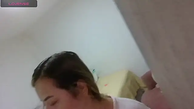 Snapshot of saramartinez1000 chatting on 02.16.26 saramartinez1000 online show from 02.16.26