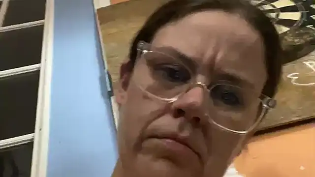 velvetta  online show from 09.09.25