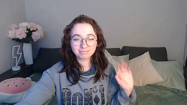 Mini Diva online show from 02.09.25