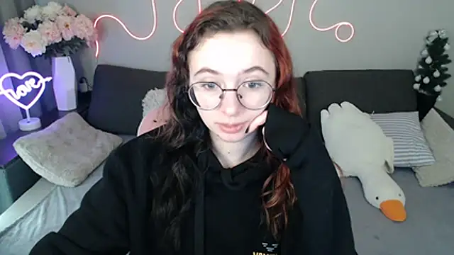 Mini Diva online show from 03.31.26