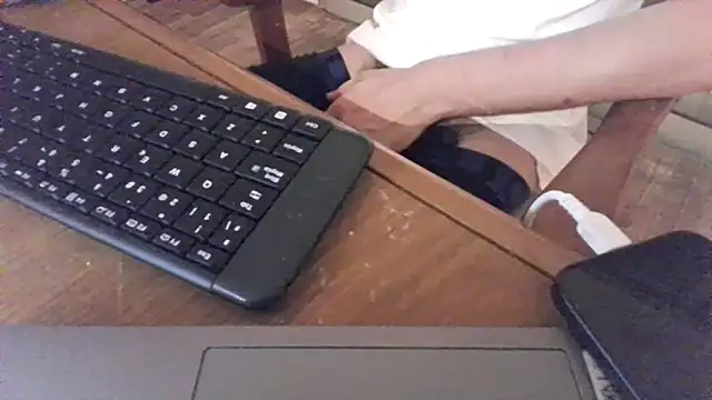 nicolaaaaas online show from 02.14.25