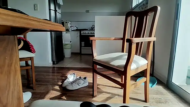 nicolaaaaas online show from 03.04.25