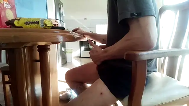 nicolaaaaas online show from 03.10.25