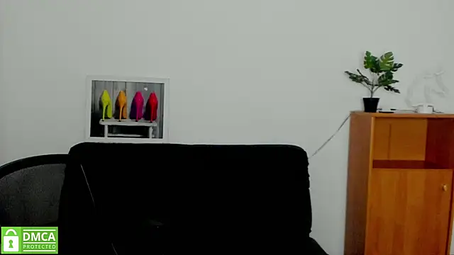 annakillianox online show from 10.08.25