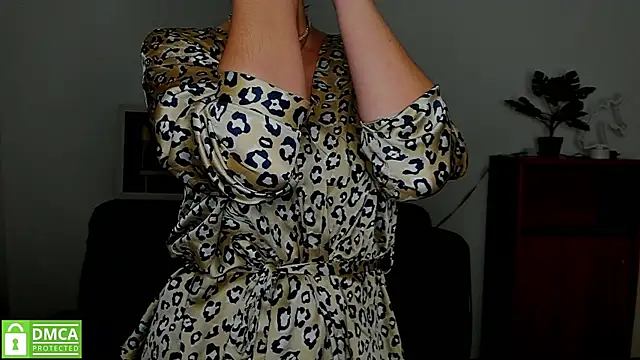 annakillianox online show from 10.28.25