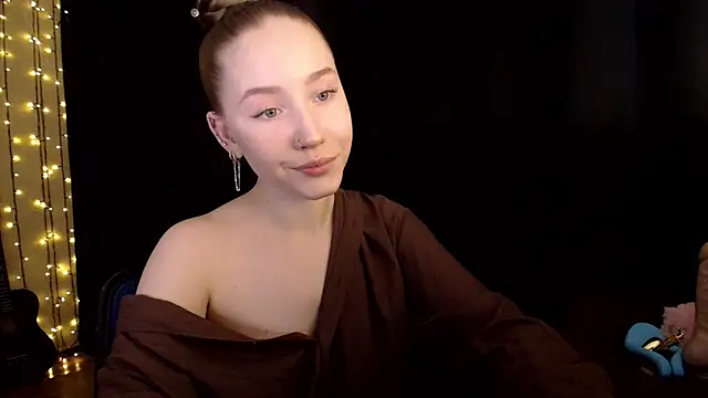 Snapshot of SindiWatsoon chatting on 02.05.26 SindiWatsoon online show from 02.05.26