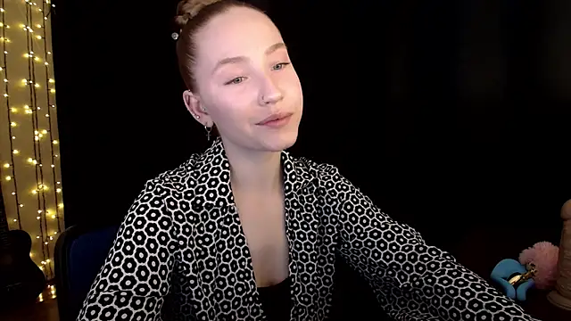 Snapshot of SindiWatsoon chatting on 02.10.26 SindiWatsoon online show from 02.10.26