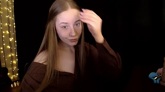 Snapshot of SindiWatsoon chatting on 02.13.26 SindiWatsoon online show from 02.13.26