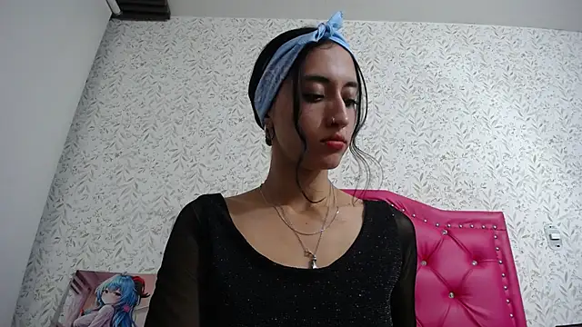 luly pink online show from 09.27.25