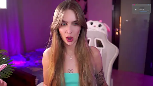 Kamila icee online show from 02.19.26