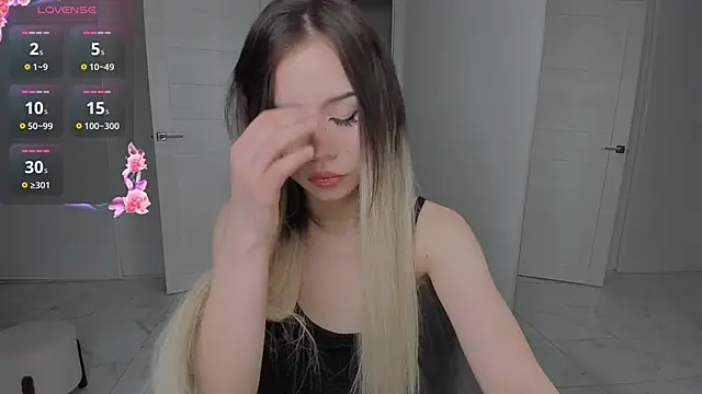 KellyBarton online show from 12.16.24