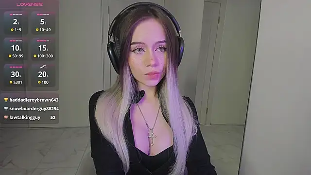 KellyBarton online show from 03.18.25