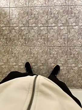 Snapshot of onbifeet chatting on 02.15.26 onbifeet online show from 02.15.26