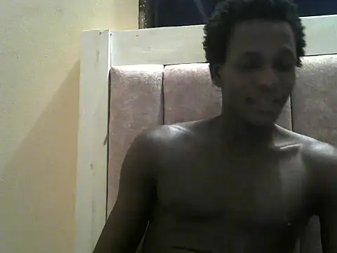 Snapshot of Bigras0011 chatting on 06.20.26 Bigras0011 online show from 06.20.26