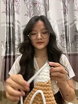 Krixxi22 online show from 12.08.24