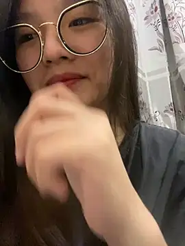 Krixxi22 online show from 02.21.25