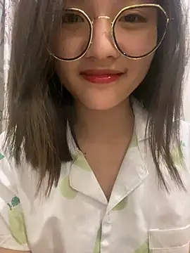 Krixxi22 online show from 03.22.25