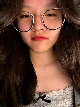 Krixxi22 online show from 09.17.25