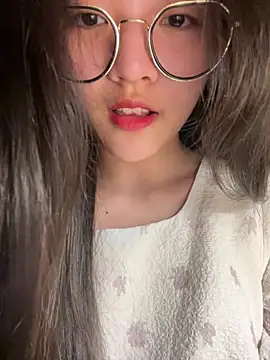 Krixxi22 online show from 02.25.26