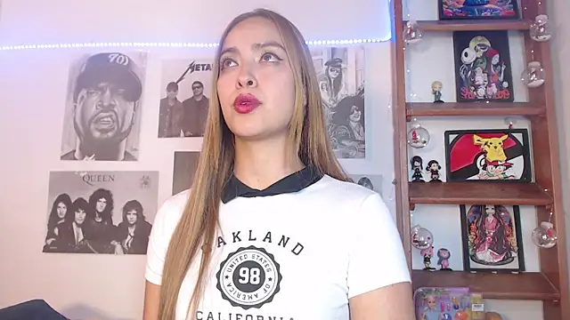 Snapshot of Meowlody chatting on 01.29.25 Meowlody online show from 01.29.25