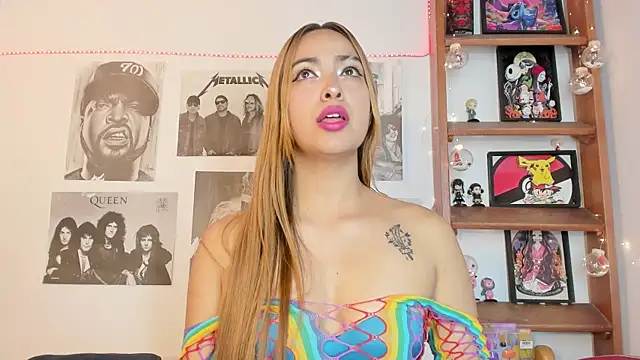 Snapshot of Meowlody chatting on 09.08.25 Meowlody online show from 09.08.25