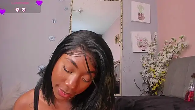 Snapshot of zaraadoll chatting on 01.23.25 zaraadoll online show from 01.23.25