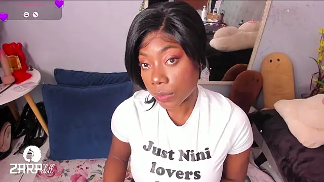 Snapshot of zaraadoll chatting on 02.20.26 zaraadoll online show from 02.20.26