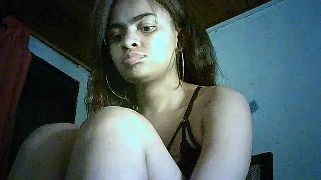 Snapshot of Bellabeltrann chatting on 01.23.25 Bellabeltrann online show from 01.23.25