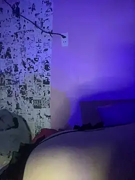 HoneyBuns 05 online show from 03.02.25