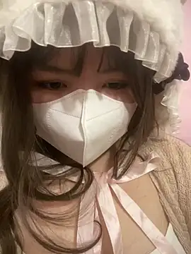 HoneyBuns 05 online show from 03.20.25