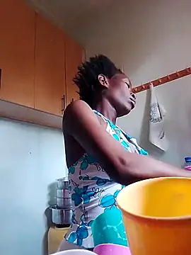 LOVELY-2BERRY online show from 11.26.25