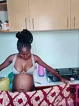 Snapshot of LOVELY-2BERRY chatting on 02.15.26 LOVELY-2BERRY online show from 02.15.26