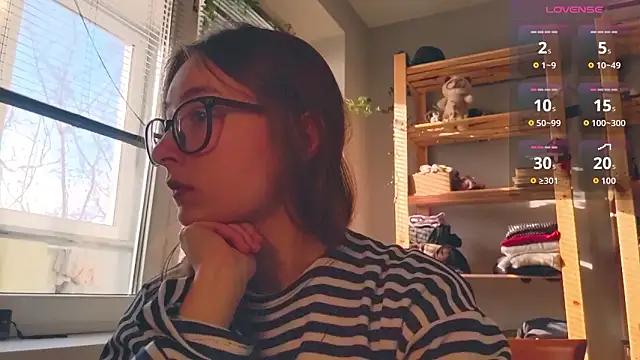 Snapshot of monlight__dana chatting on 03.04.26 monlight dana online show from 03.04.26