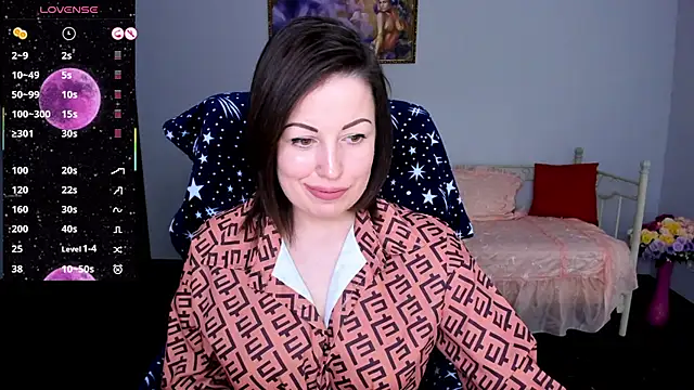 Emily Midlton online show from 03.03.25