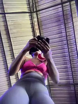 Berry Bans online show from 09.29.25