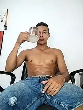 Demiansteven2 online show from 09.18.25