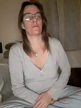 SpiceLea online show from 12.12.24