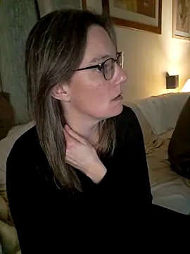 SpiceLea online show from 01.12.25