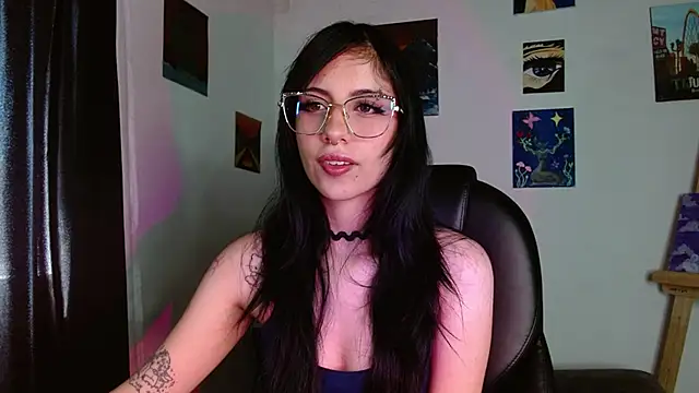 Snapshot of Ary_Pieerce chatting on 02.27.26 Ary Pieerce online show from 02.27.26