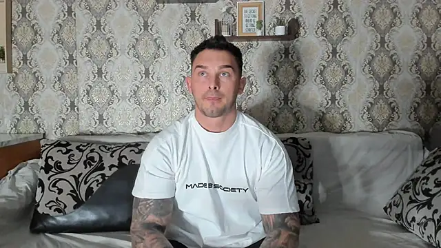 Jonmusclemaster online show from 02.11.25