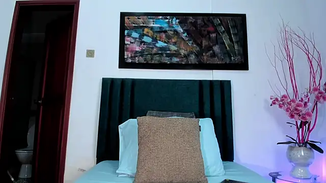 AlissaNix online show from 01.31.25