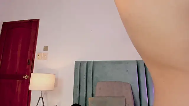 AlissaNix online show from 02.22.25