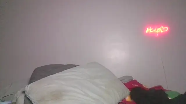 Snapshot of deepinnnnn chatting on 10.06.25 deepinnnnn online show from 10.06.25