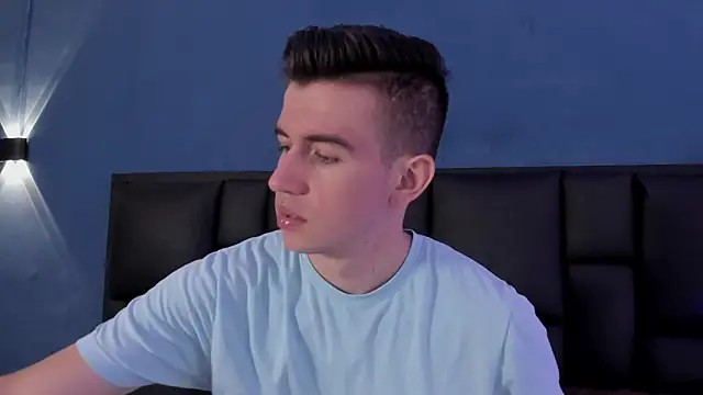 MikaelSlow online show from 10.16.25