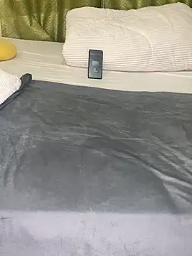 nur lin online show from 09.17.25